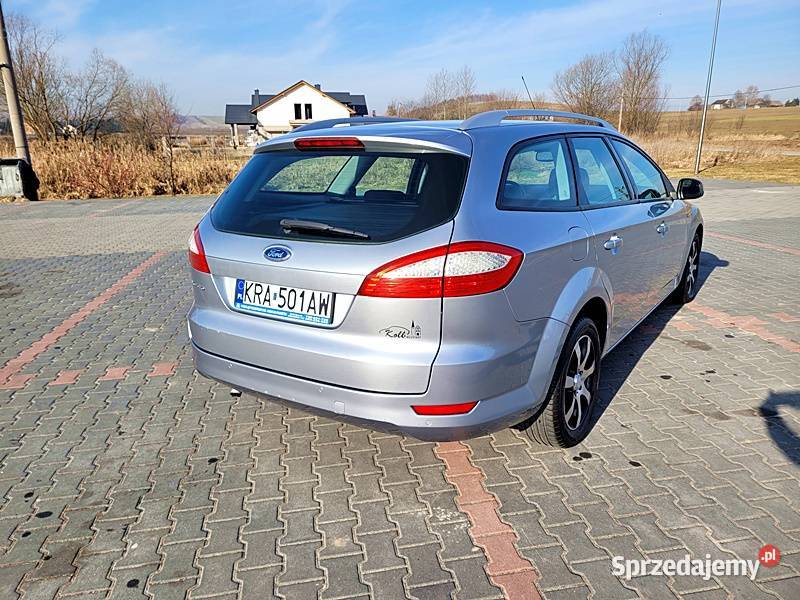 Super zadbane kombi światła przeciwmgielne Mondeo Słomniki