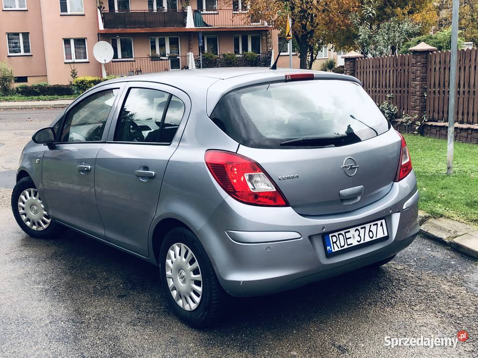 Opel CorsaD 12 16V 80 AUTOMATIC automatyczna Przeworsk