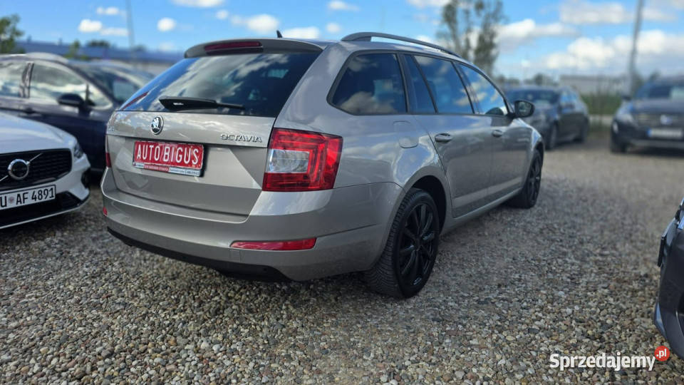 koda Octavia Climatronic automat III 2013