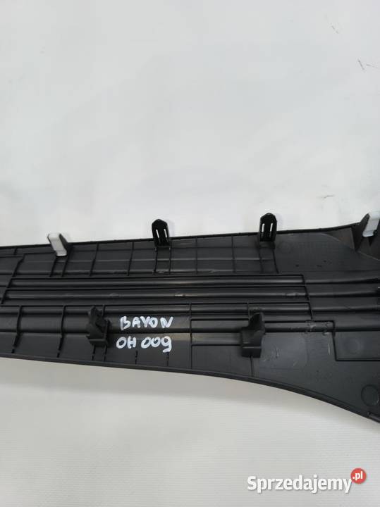 LISTWA DEKOR KRATKI 84795Q0000 HYUNDAI BAYON Osłony i zaślepki
