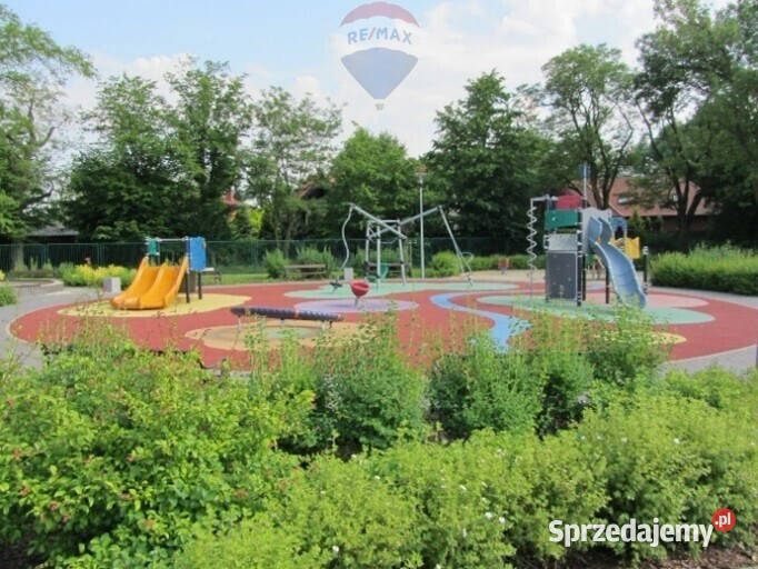 DZIAŁKA W REGUŁACH 1268 M2 W PIĘKNEJ OKOLICY Sprzedaż