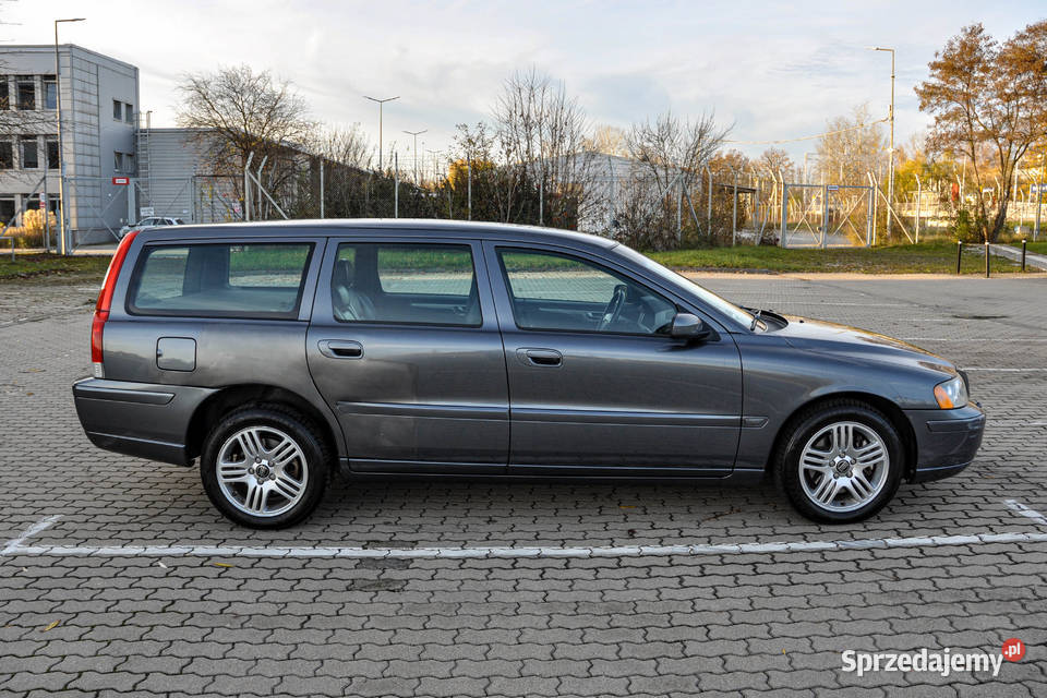Volvo V70 24D5 185 2006 r Skóry Lift 488000km Wrocław