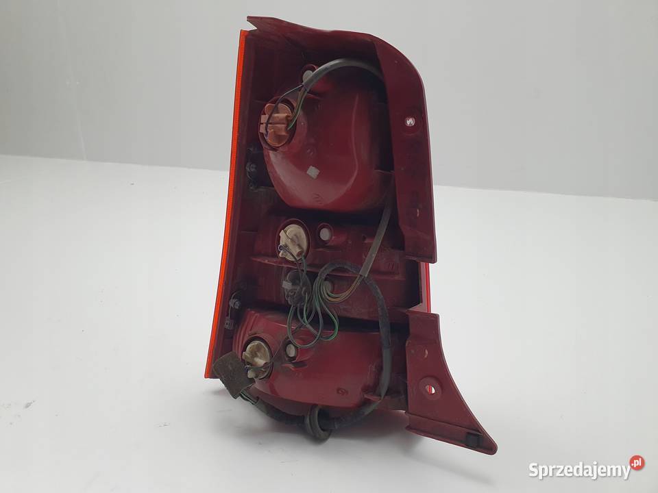 LAMPA PRAWA Kia Picanto I 0307r TYLNA prawy tył