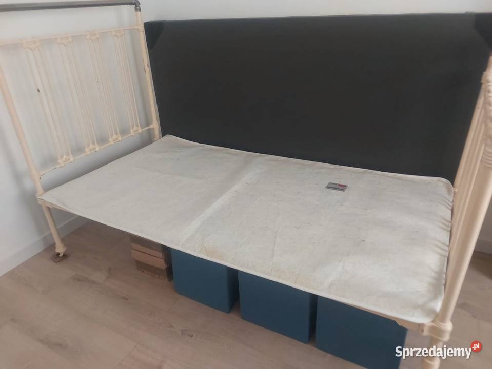 Łóżko metalowe stylowe oryginalne Meble sprzedam