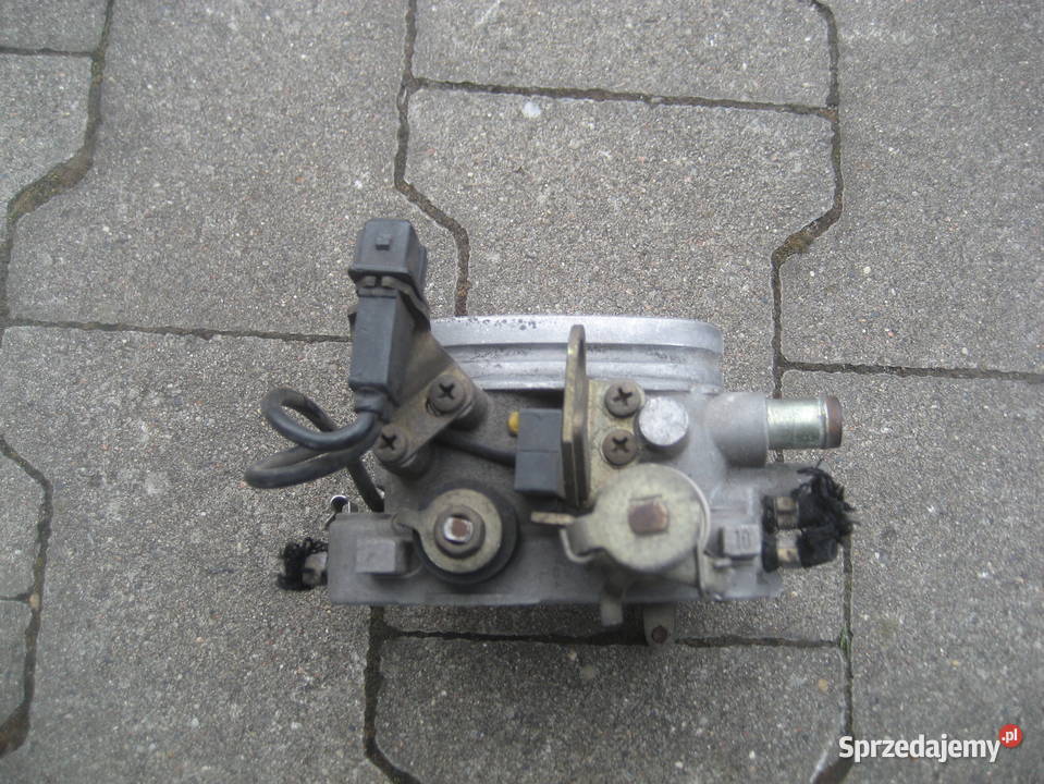 vw golf ii 8592r 18 benzyna przepustnica silnika Rakoniewice sprzedam