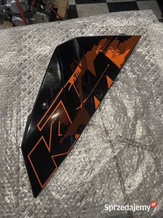 KTM 690 DUKE SM Bok Osłona Owiewka Lewa N1063 wielkopolskie Poznań