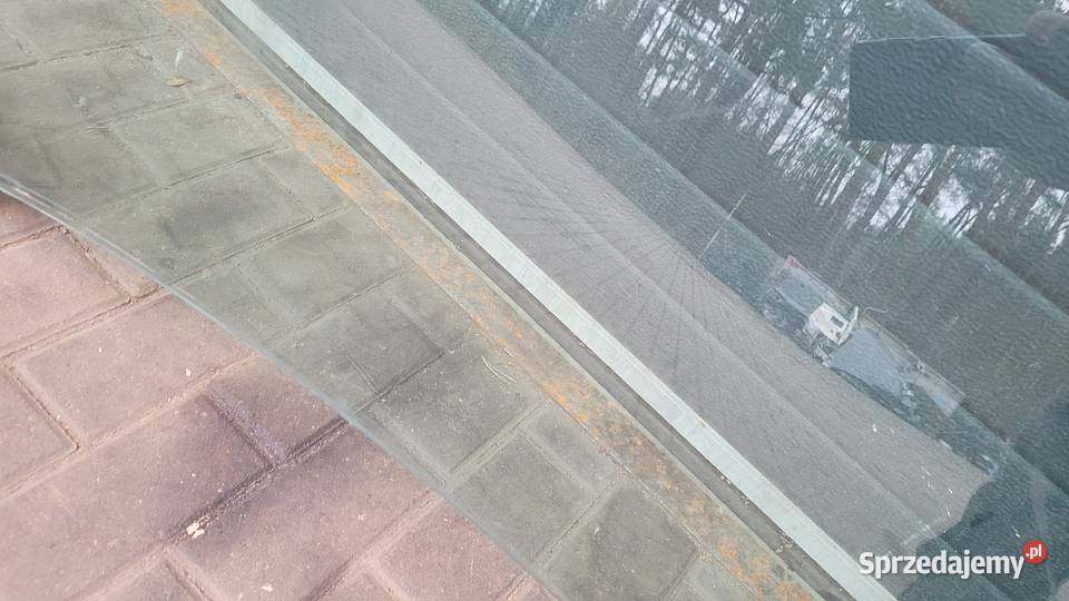 CASE IH PUMA 145 12r SZYBA DRZWI PRAWA