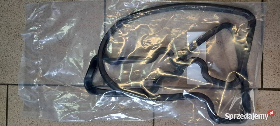 Uszczelka pokrywy zaworów A1300160221 Mercedes osobowe Luzino