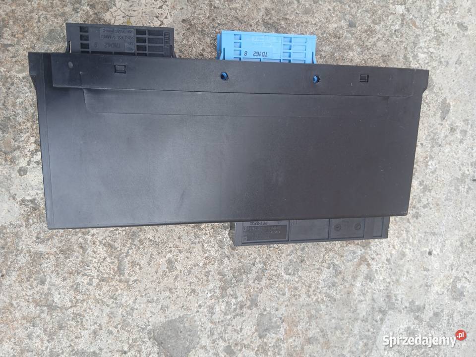 Moduł komfortu H4 61356983307 BMW E90 E91 E92 Komputery Radłów