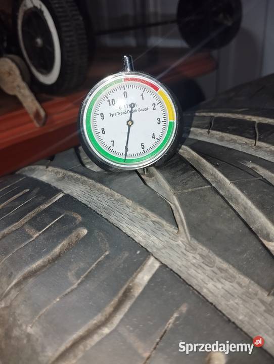 Opony letnie Uniroyal Rainsport 5 25540R19