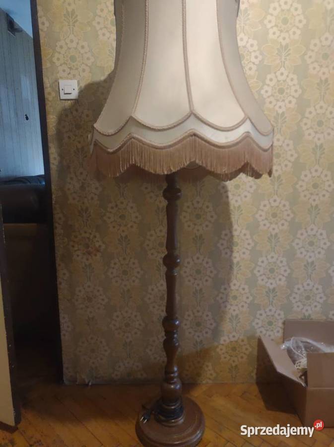 WYSOKA STARA LAMPA PODŁOGOWA drewniana abażur lubuskie Nowa Sól sprzedam