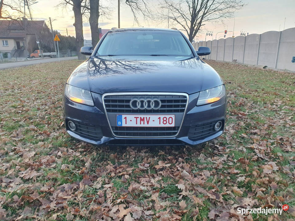 Audi A4 Avant 20tdi 2009r B8 Duża Navi Alu18 B8 grafitowy A4 Strobice