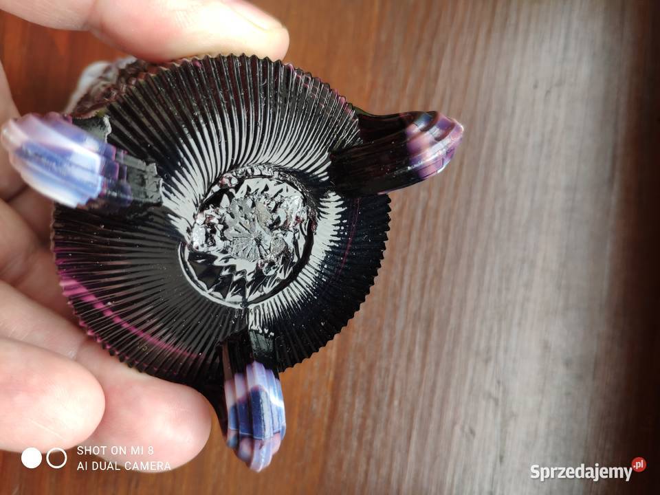 Szkło purpurowe malachitowe Sowerby wazonik XIX małopolskie Kraków sprzedam