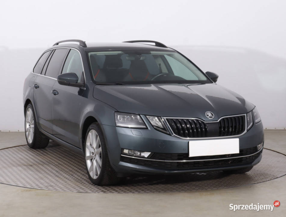 Skoda Octavia 20 TSI niebieski Piaseczno