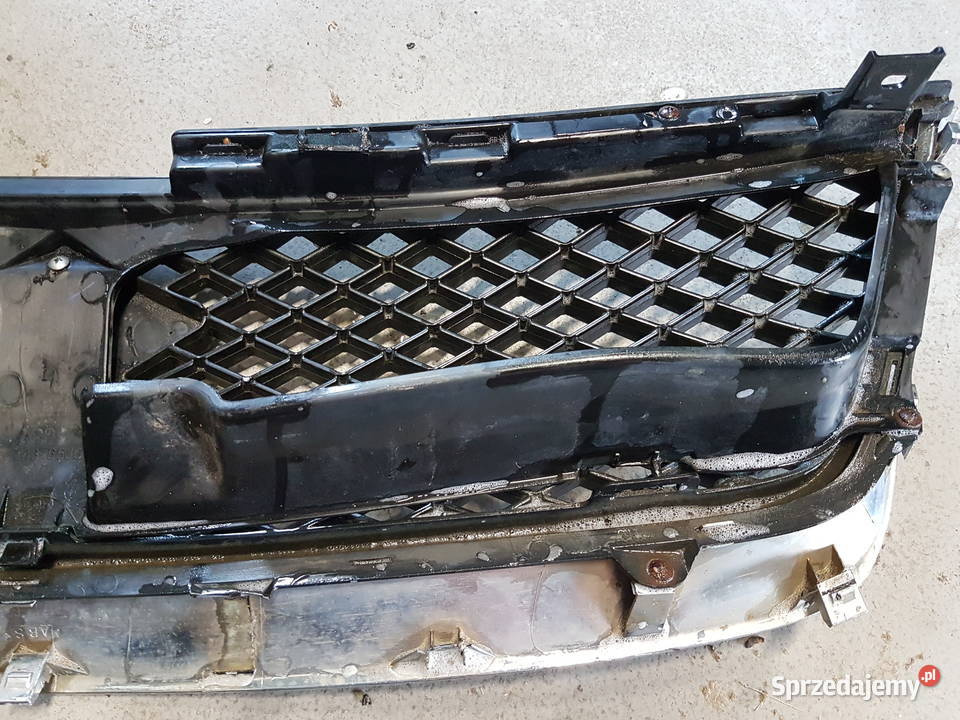 SUZUKI GRAND VITARA II 2006 ATRAPA GRILL ZNACZEK Rok produkcji 2006 Turek