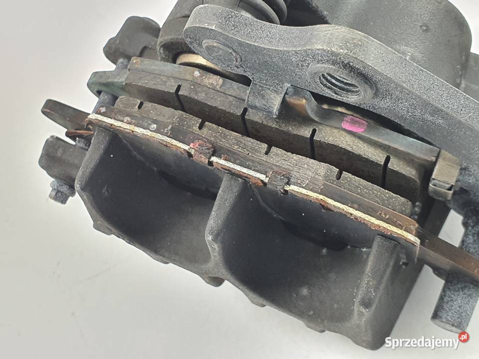 Zacisk Hamulcowy Przod Suzuki Gsr 750 Łódź