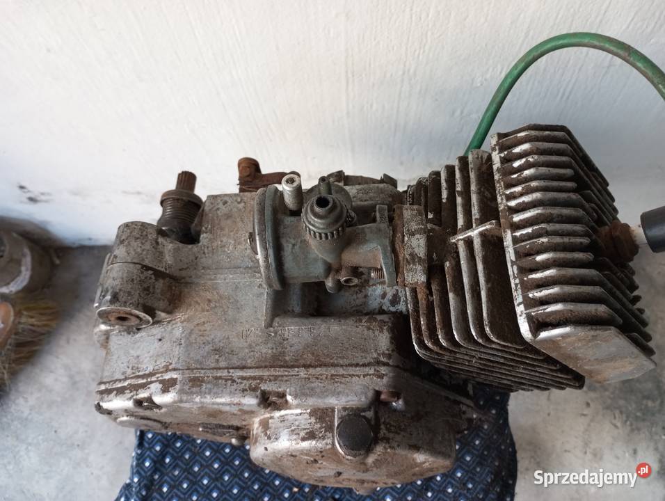 ROMET KOMAR MOTORYNKA SILNIK KARTERY NIE WSK Pozostałe Susz