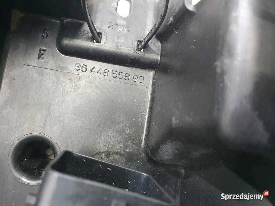 PODSTAWA OBUDOWA KOMPUTERA PEUGEOT 407