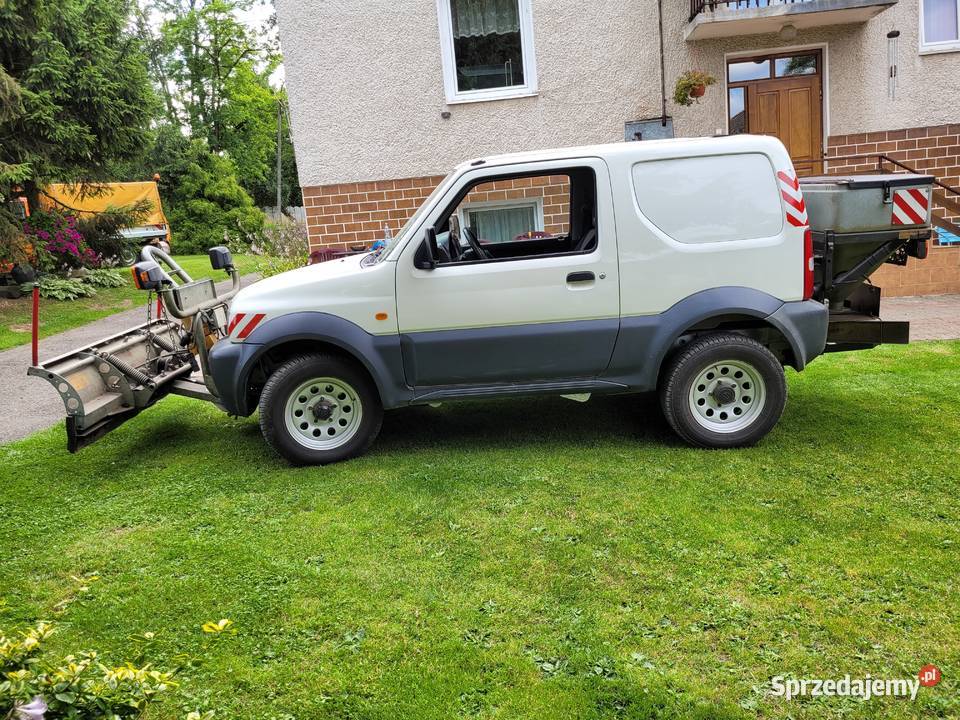 Suzuki Jimny 2007r cięzarowy VAT1 plug Pfau