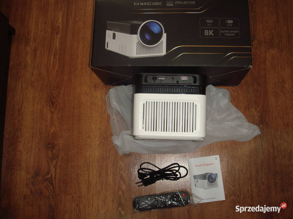 PROJEKTOR Rzutnik Android WIFI 4K FUUL HD LED śląskie sprzedam