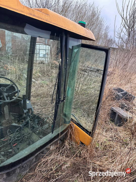 kabina Ładowarka Volvo L30 L30B rozdzielacz
