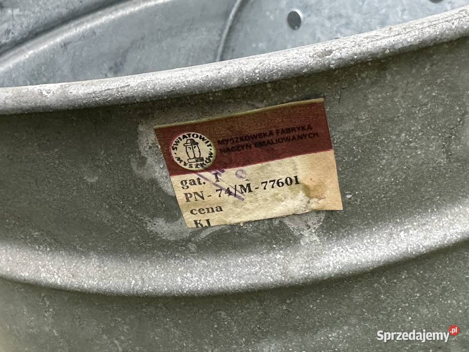 Kociołek ocynkowany nieużywany z PRL łódzkie Łęczyca