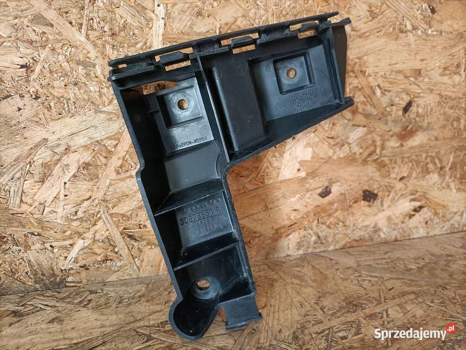 VOLVO V70 XC70 08 ŚLIZG ZDERZAKA PRAWY TYŁ Pleszew sprzedam