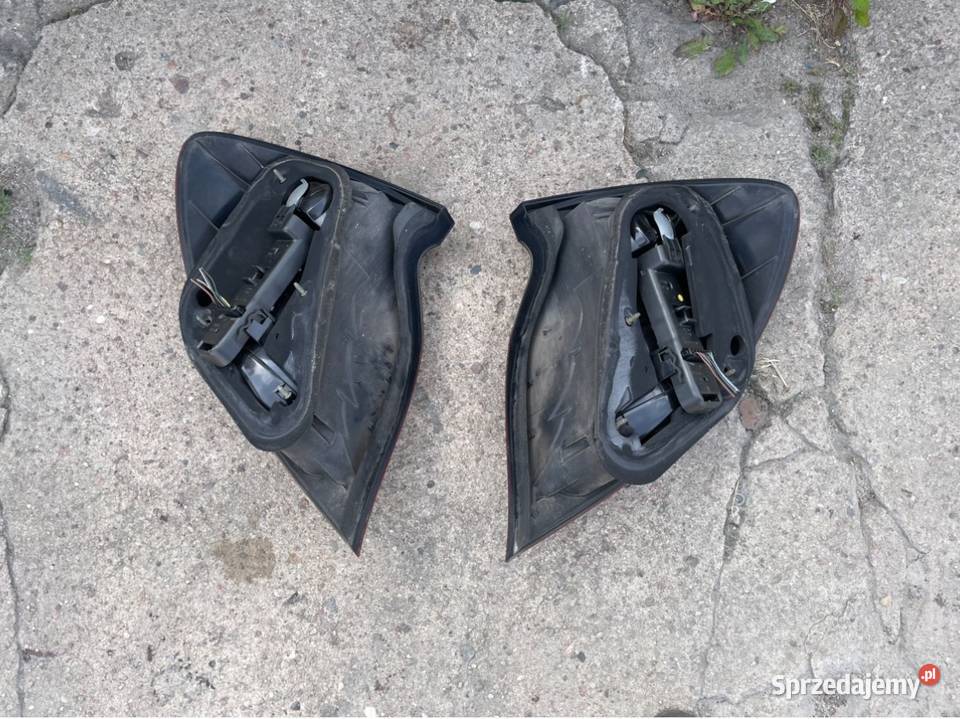 Lampa tył tylna prawa lewa Mercedes c w203 sport Rok produkcji 2002 Szczecin