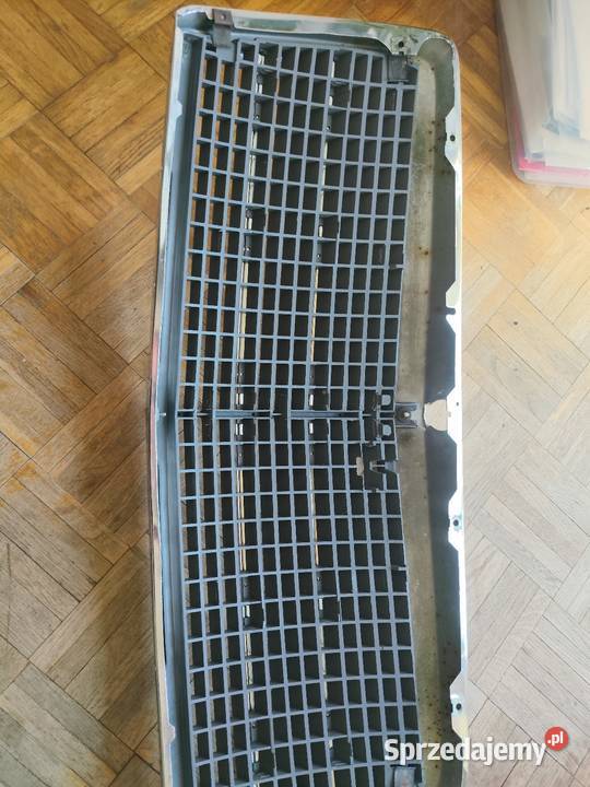 Grill Mercedes W190201 Zgierz