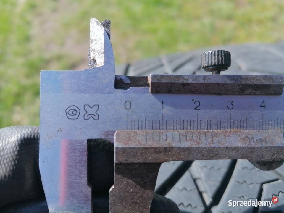 Opony 2254517 wielosezonowe całoroczne Radom sprzedam