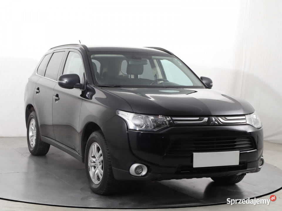 Mitsubishi Outlander 20 Rok produkcji 2013 sprzedam
