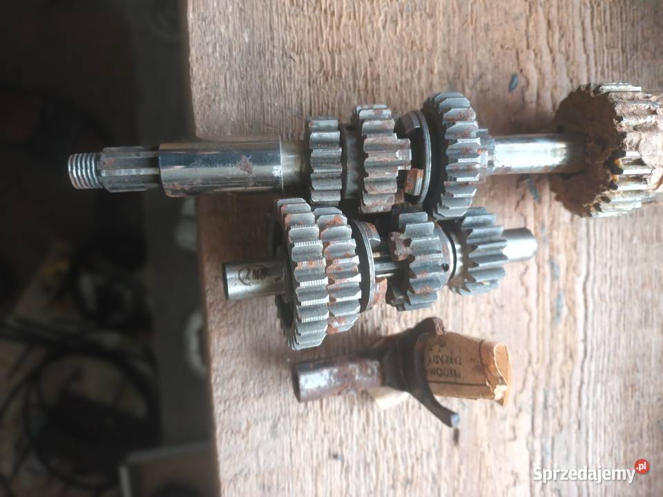 Skrzynia biegów Wiatrowska wsk 175 Silniki i osprzęt Siemień