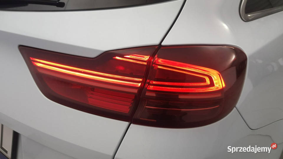 Kia Ceed 15 TGDI M Z Polskiego Salonu Faktura kurtyny powietrzne mazowieckie