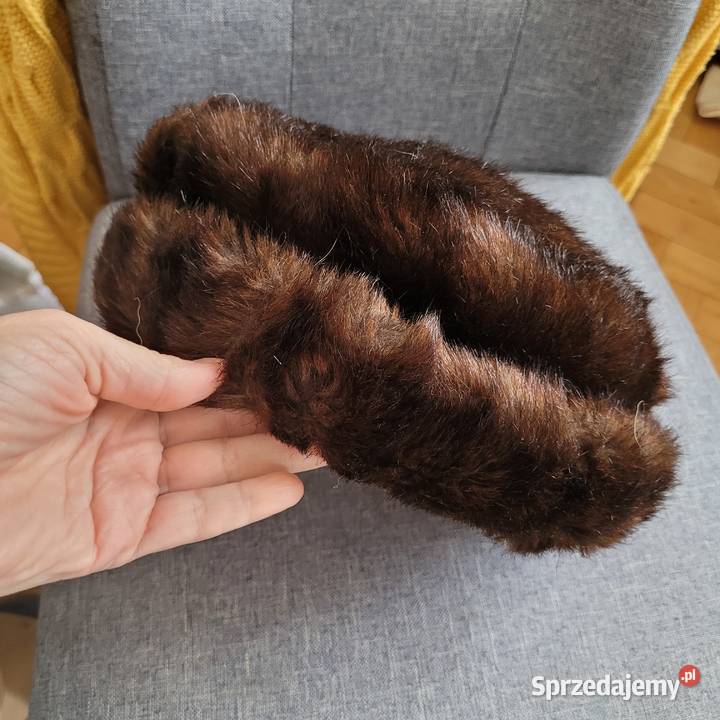 Toczek z łapek króliczych Nakrycia głowy mazowieckie