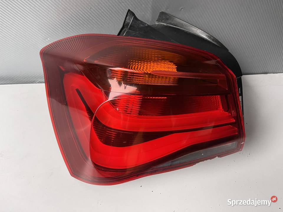 BMW F20 F21 LIFT LEWA LAMPA TYŁ Ostroróg