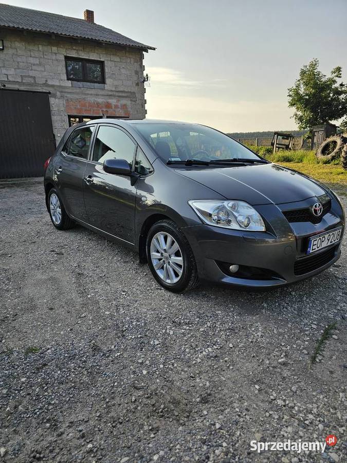 Toyota auris Paradyż