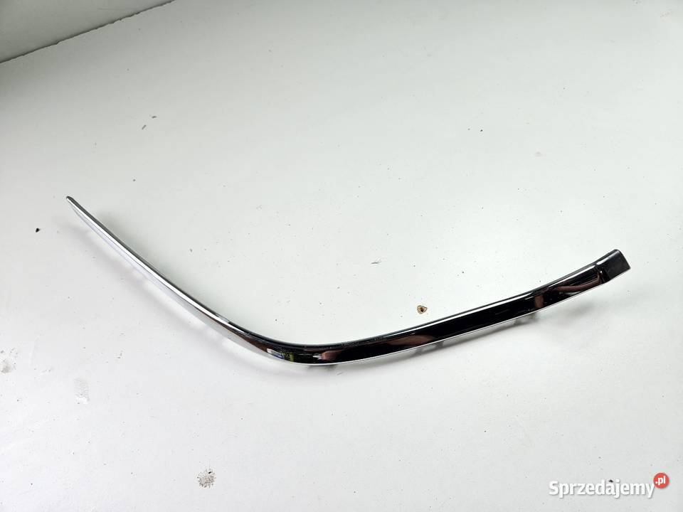 TOYOTA YARIS 3 III LIFT LISTWA PRAWA CHROM PRAWY Międzychód