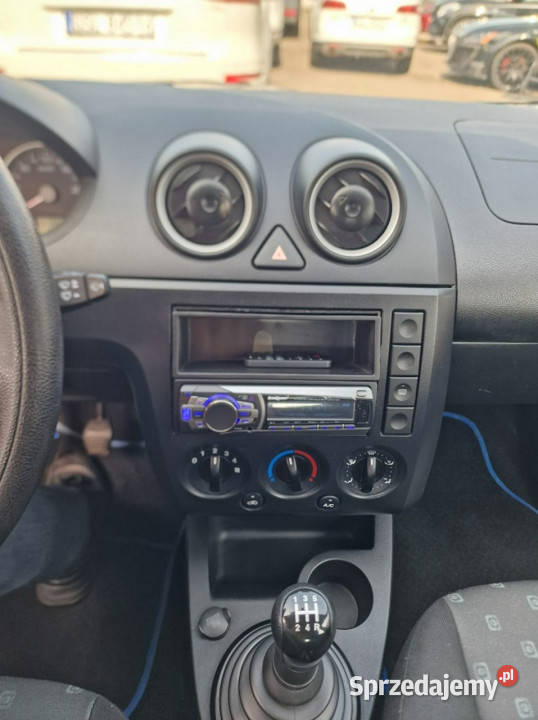 Ford Fiesta 13 Benzyna 60 Klimatyzacja Bluetooth VAT marża pomorskie Słupsk sprzedam