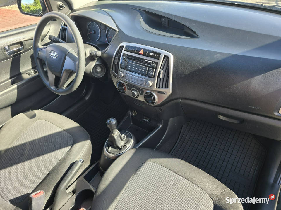 Hyundai i20 12 Benzyna 86 Klimatyzacja 3 lata w 4/5 Nasiegniewo