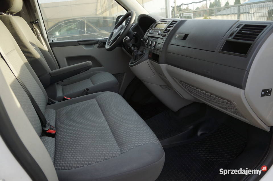 Volkswagen Caravelle 20 TDI CR 140 9osób Klima 1968cm3