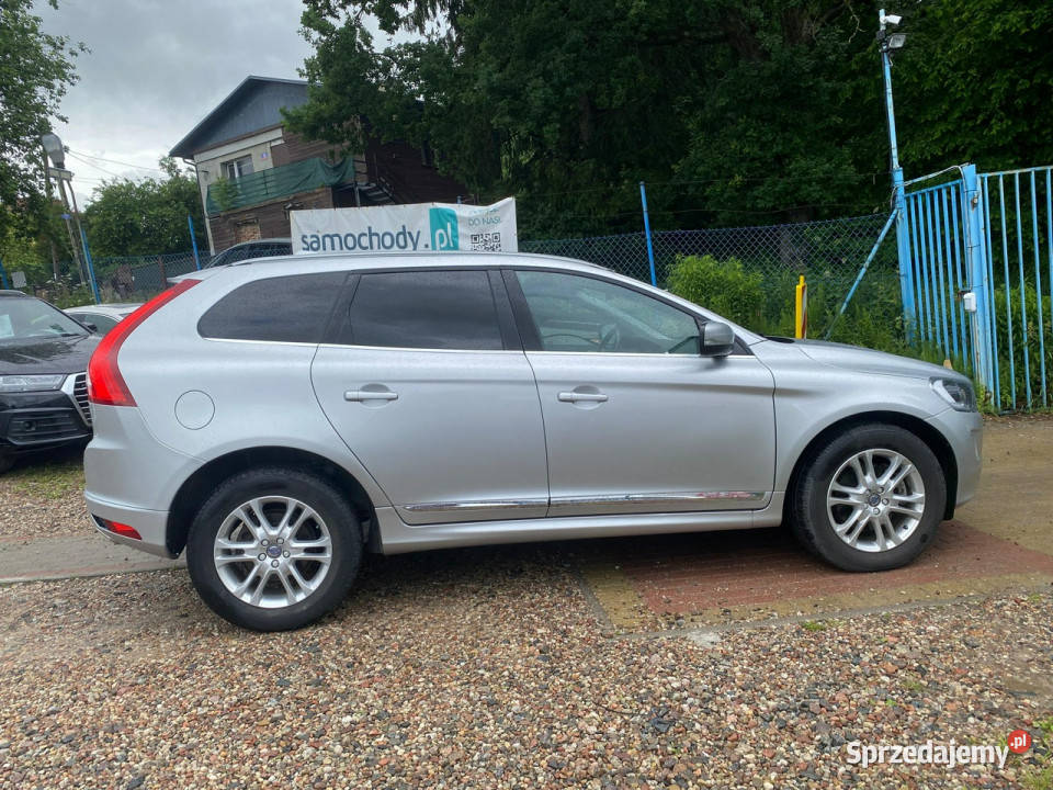 Volvo XC 60 20t5 automat 245 ledy bi xenon Navi kamera cofania