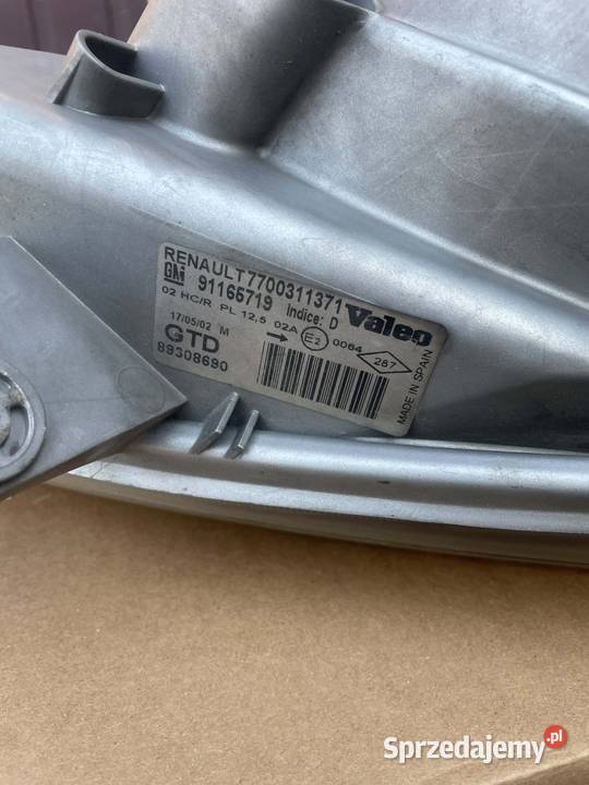 Lampy Renault Trafic II osobowe Pabianice