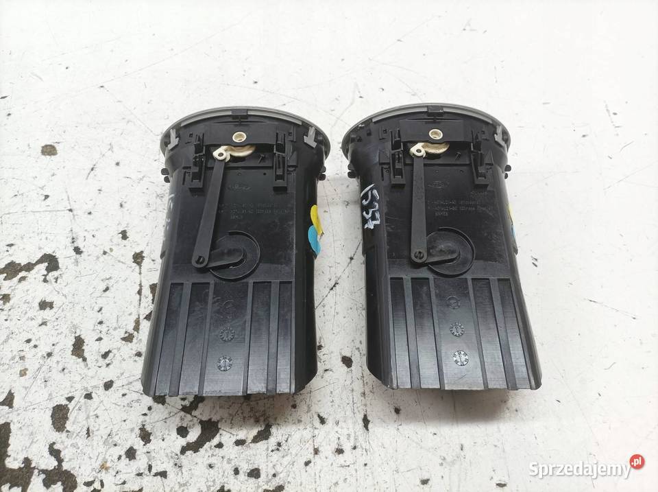 KRATKI NAWIEWU LEWA PRAWA KOMPLET Ford Focus Mk2