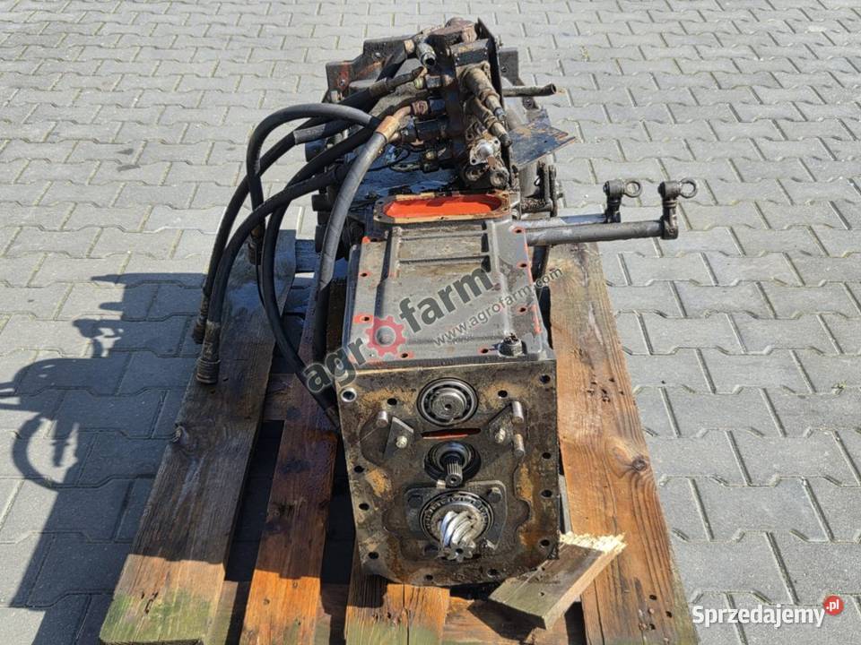 Skrzynia biegów Renault 700M 6514 7514 Byków sprzedam