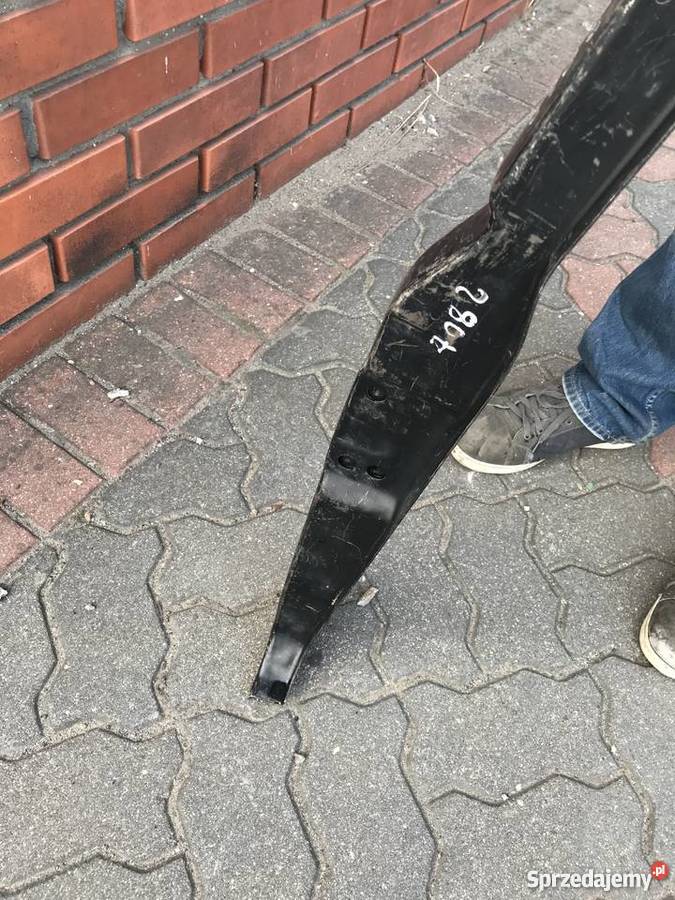 Słupek środkowy prawy LADA 21015401128 Białystok sprzedam