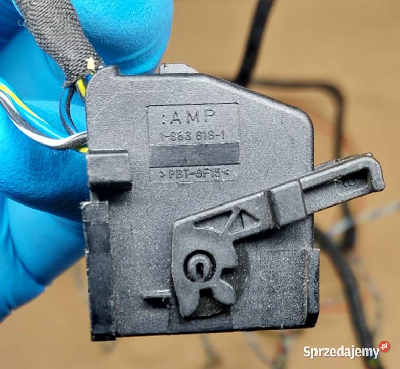 WIĄZKA INSTALACJA ZŁĄCZE KABLE VW AUDI 19636161 Mielęcin
