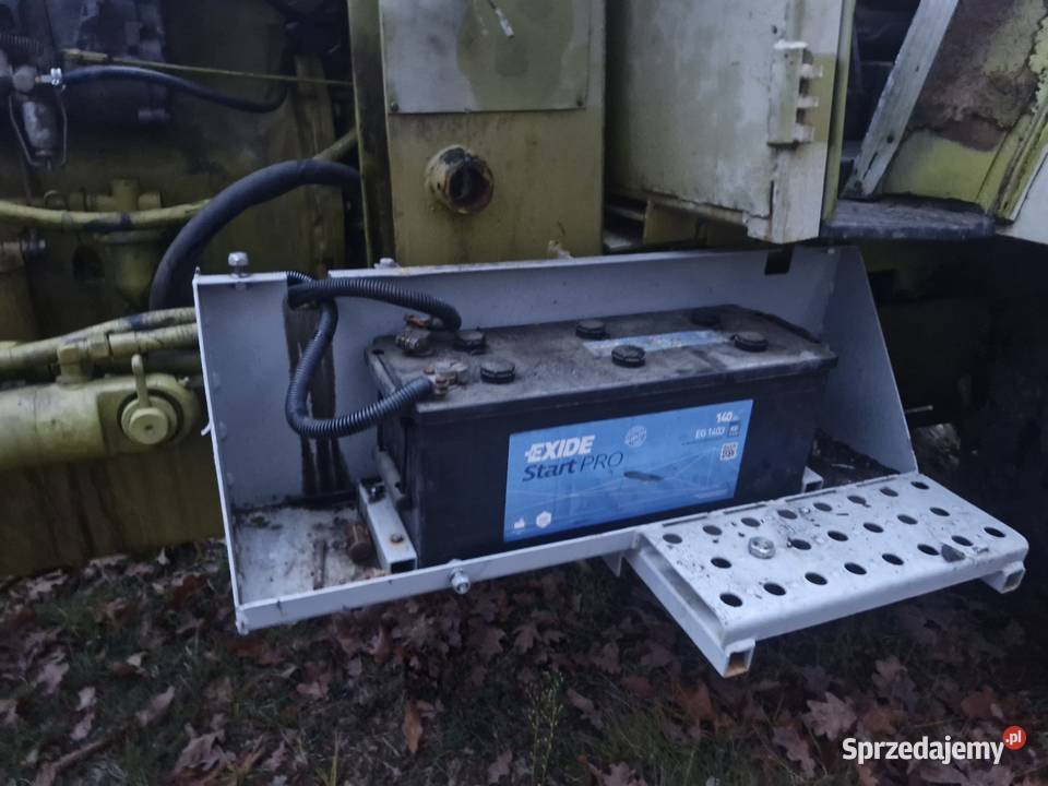 Obudowa pokrywa akumulatora ostrówek k162 ursus