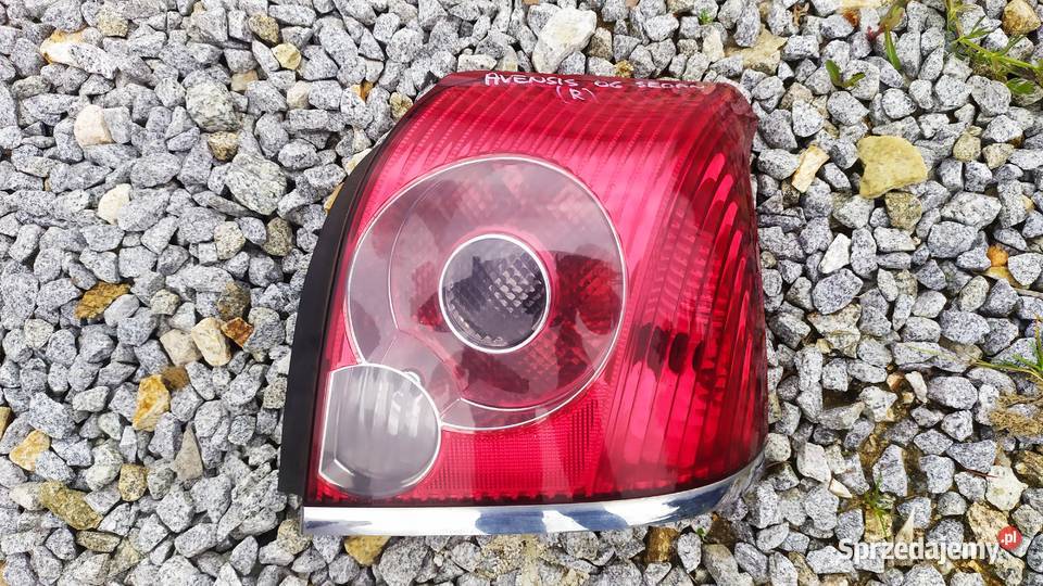 Toyota Avensis sedan t25 lift 2006 2008 lampa dolnośląskie Byków