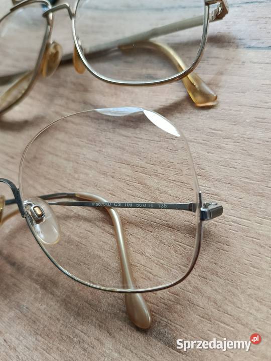Okulary trzy różne okulary oprawki w kolorze Choszczno