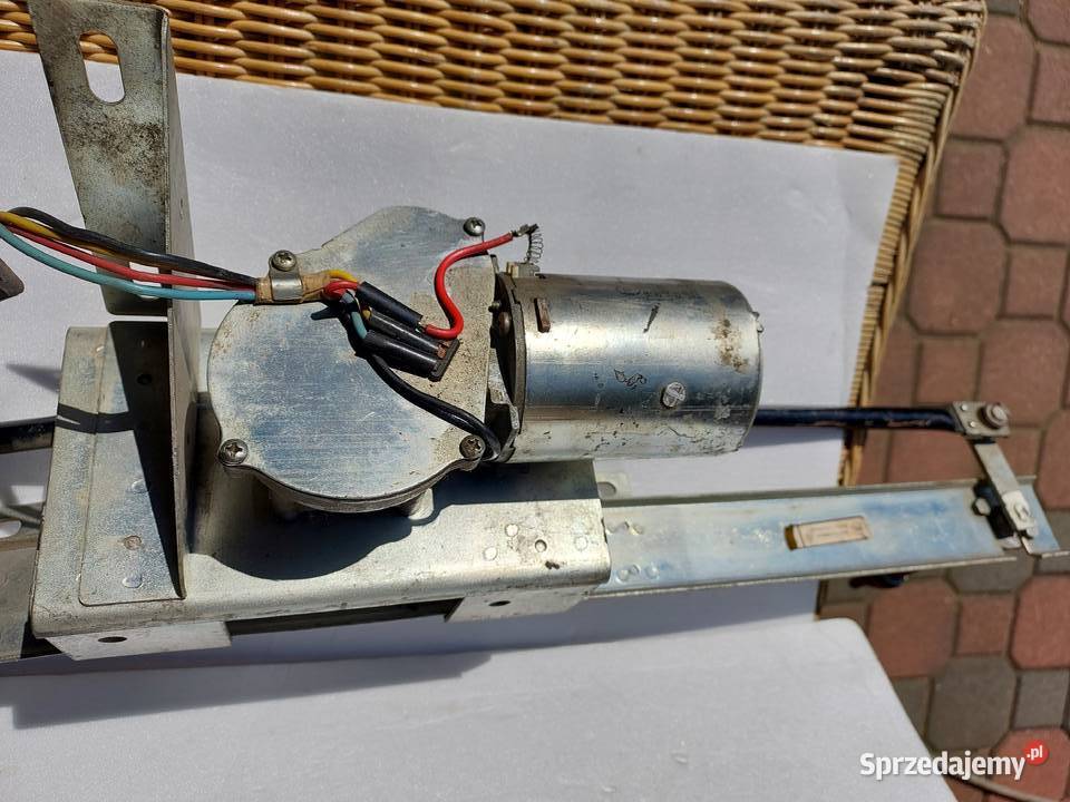 Silnik wycieraczek elektrycznych Electric wiper Pozostałe Łazy sprzedam
